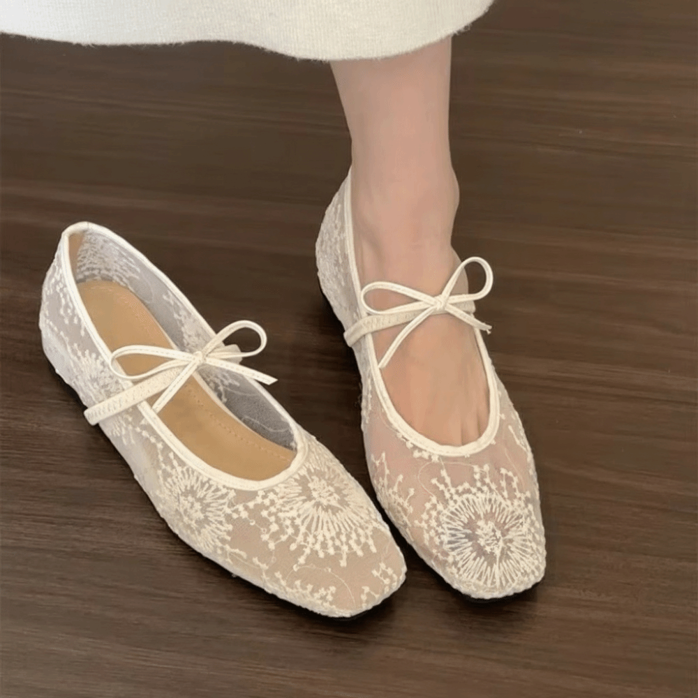 Women Fashion Designer - 1 Pair Elegant Slip On Design