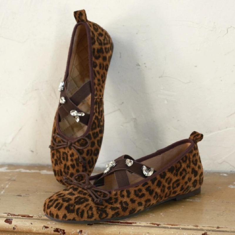Embroidery Flower Ballet Flats - Women Fashion Designer のレビューと価格