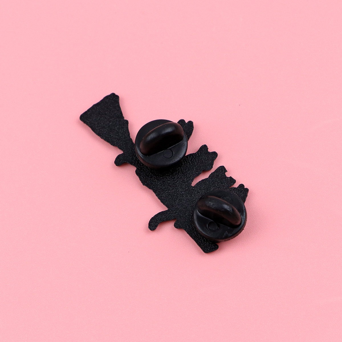 Colorful Cat Enamel Pin Witch  - Women Fashion Japan のレビューと価格