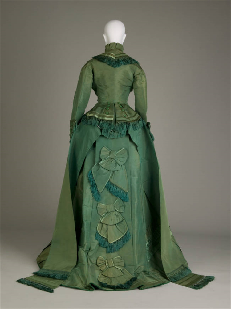 1870s Victorian Fashion Green  - Women'S Fashion Victorian のレビューと価格