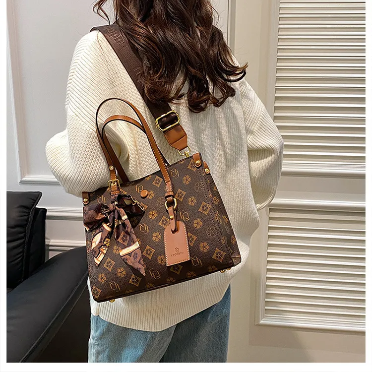 Free shipping designer Shoulde - Women Fashion Designer のレビューと価格