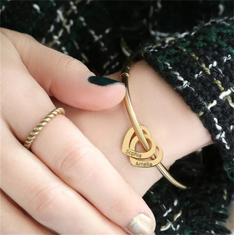 Customized Heart Charm Bracele - Women Fashion Name Ideas のレビューと価格